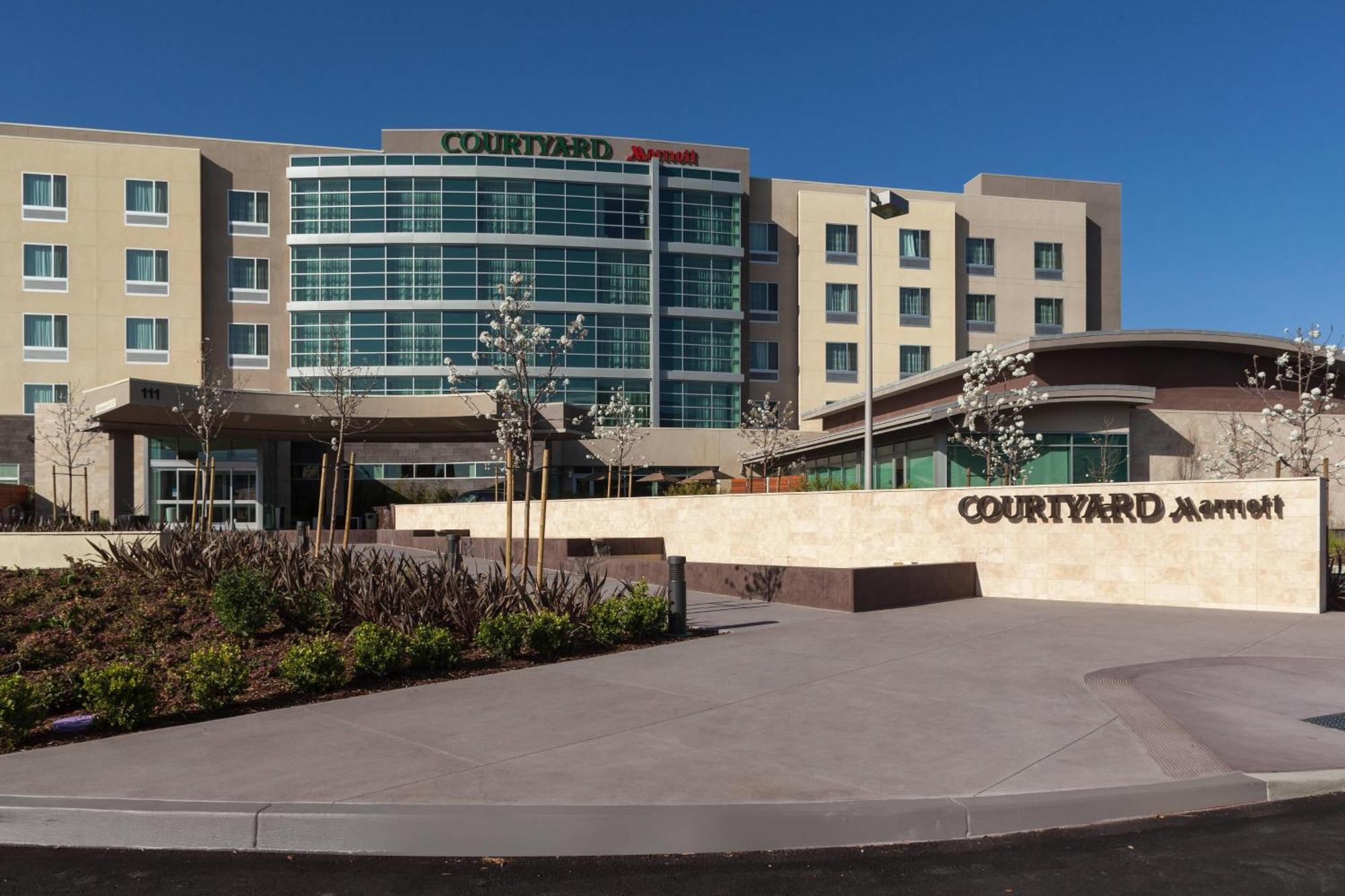 Courtyard By Marriott San Jose North/ Silicon Valley Exterior photo